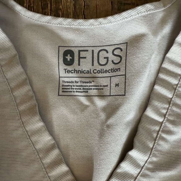 Space Grey Figs Srubs set MEDIUM top SMALL bottom - Picture 2 of 4